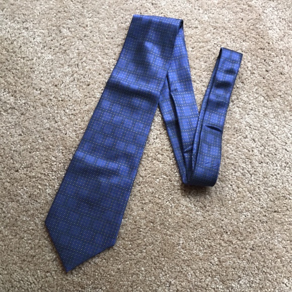 DKNY Mini Medallions Print SILK TIE - Picture 12 of 13